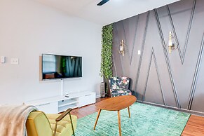 Idyllic Atlanta Apartment: 6 Mi to Airport