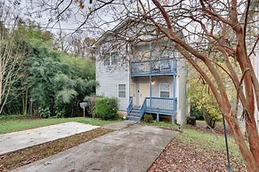 Idyllic Atlanta Apartment: 6 Mi to Airport