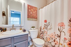Idyllic Atlanta Apartment: 6 Mi to Airport