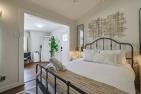 Charming Chandler Retreat w/ Furnished Patio!