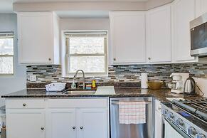 Chicago Vacation Rental Condo: 11 Mi to Downtown