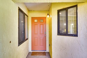 Pet-friendly Lakeland Condo w/ Screened Porch!