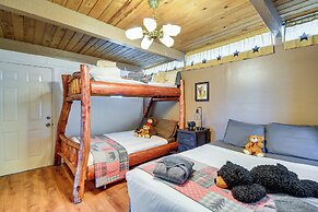 Pet-friendly Washington Retreat w/ Hot Tub & Deck!