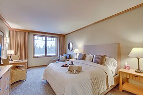 Pet-friendly Cle Elum Condo - Hike, Ski & Relax!