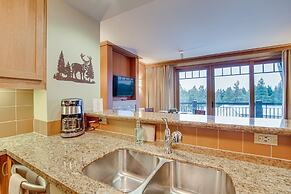 Pet-friendly Cle Elum Condo - Hike, Ski & Relax!