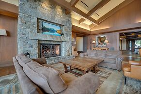 Pet-friendly Cle Elum Condo - Hike, Ski & Relax!