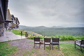 Pet-friendly Cle Elum Condo - Hike, Ski & Relax!