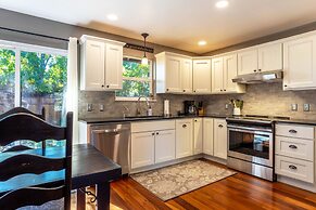 Devon Court 2 Bedroom Home by RedAwning