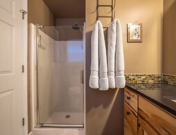 Devon Court 2 Bedroom Home by RedAwning