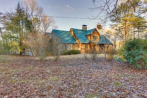 Lakefront Custom-built Mentone Home: Game Room!