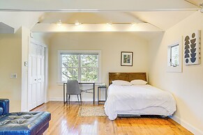 Home w/ Backyard ~ 2 Mi to Downtown Lexington!