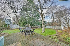 Home w/ Backyard ~ 2 Mi to Downtown Lexington!