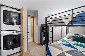 Vp105 Village Point 3br 3ba 3 Bedroom Condo by RedAwning