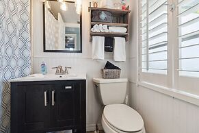 Flamingo Bay Cottage 3 Bedroom Cottage by RedAwning