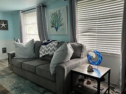 Flamingo Bay Cottage 3 Bedroom Cottage by RedAwning