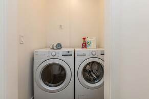 Kauai Tradewinds 4 Bedroom Home by RedAwning