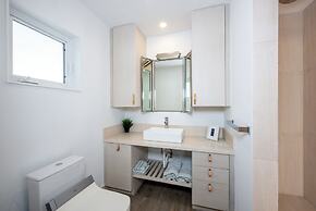 Touch Of Class Cottage 2 Bedroom Home