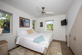 Touch Of Class Cottage 2 Bedroom Home