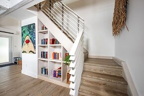 Touch Of Class Cottage 2 Bedroom Home