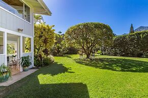 Hanalei Hideaway 2 Bedroom Home by RedAwning