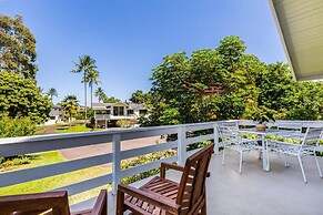 Hanalei Hideaway 2 Bedroom Home by RedAwning