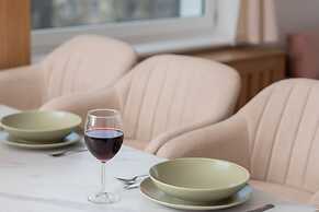 Pastel Apartment in Gdynia by Renters