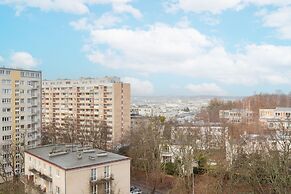 Pastel Apartment in Gdynia by Renters