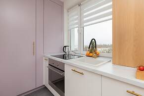 Pastel Apartment in Gdynia by Renters