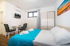 Deluxe Villa Laura for 8