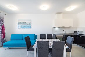 Deluxe Villa Laura 0a