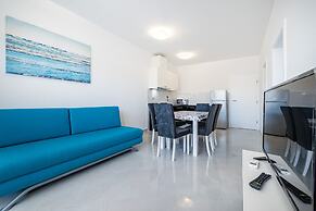 Deluxe Villa Laura 0a