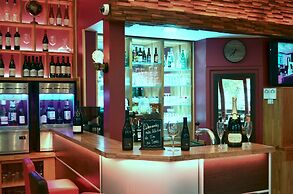 FH Confort Hôtel Orleans