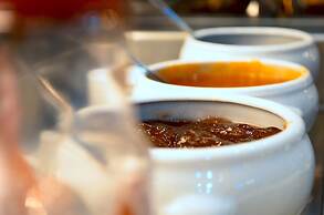 FH Confort Hôtel Orleans