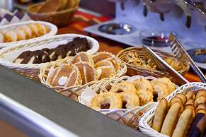 FH Confort Hôtel Orleans