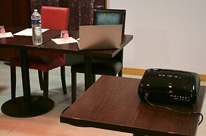 FH Confort Hôtel Orleans