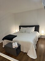 D. Maria Apartments