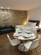 D. Maria Apartments
