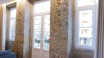 D. Maria Apartments