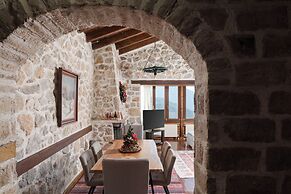 Parnassus Woodstone Chalet