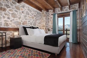 Parnassus Woodstone Chalet