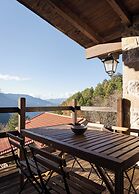Parnassus Woodstone Chalet