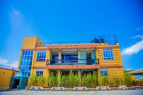 Elite Peak Hotel