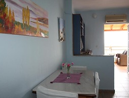 Bambola Apartments by Booking Kottas