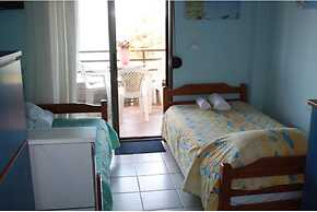 Bambola Apartments by Booking Kottas