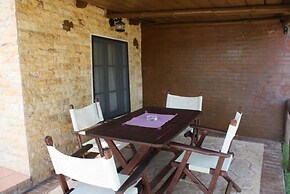 Bambola Apartments by Booking Kottas