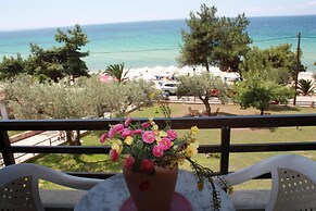 Bambola Apartments by Booking Kottas