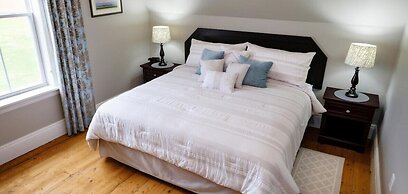 Montgomery Inn Ingleside