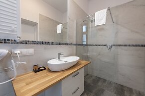 Provenir Home Kwiatowa 5