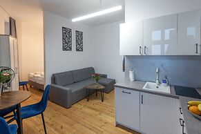 Provenir Home Kwiatowa 5