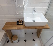 Provenir Home Kwiatowa 5